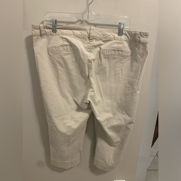 💜 Denver Hayes Mia Mid-Rise Cropped Khaki Pants - Size 16 - Picture 7 of 8